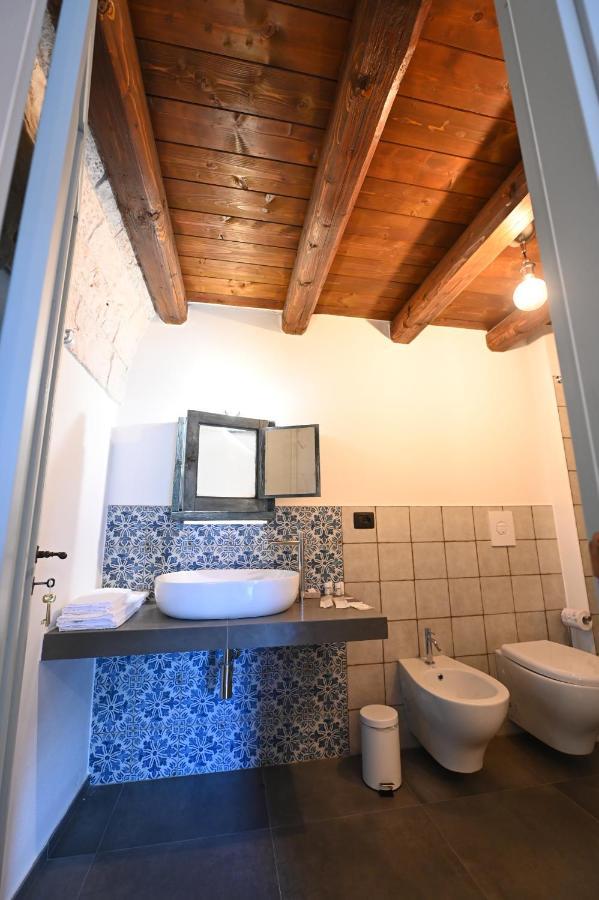 Casale Sette Volte Bed & Breakfast โมโนโปลี ภายนอก รูปภาพ