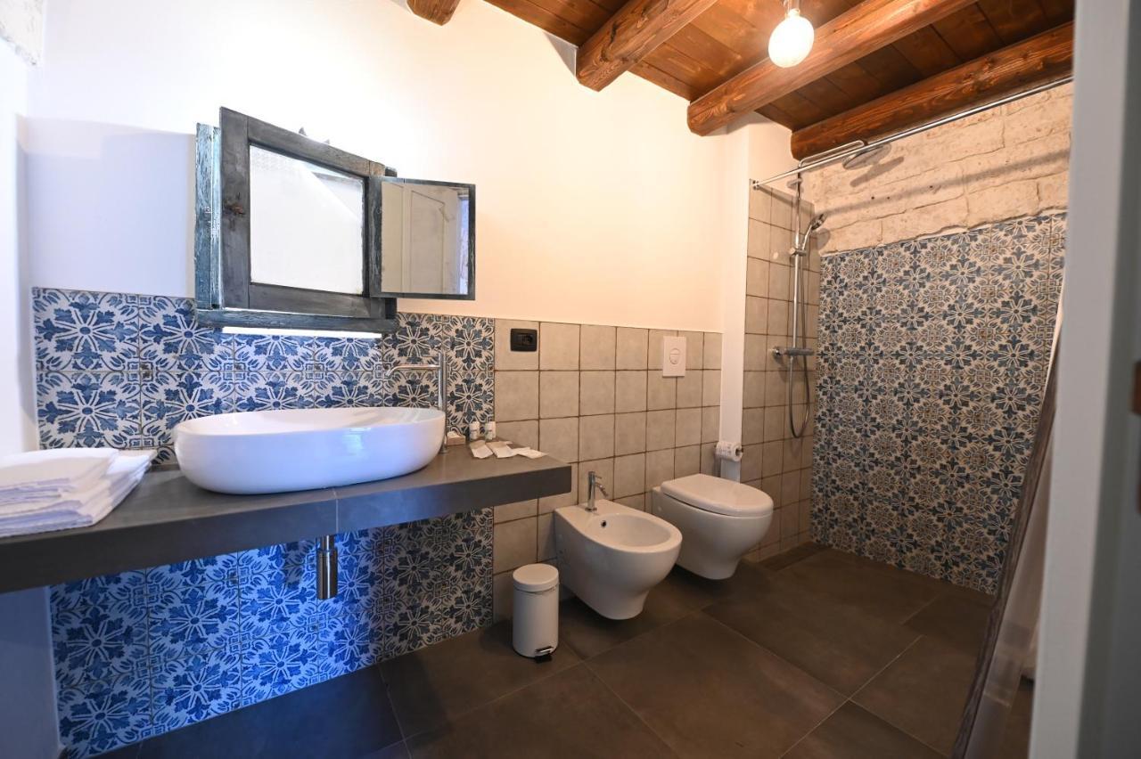 Casale Sette Volte Bed & Breakfast โมโนโปลี ภายนอก รูปภาพ